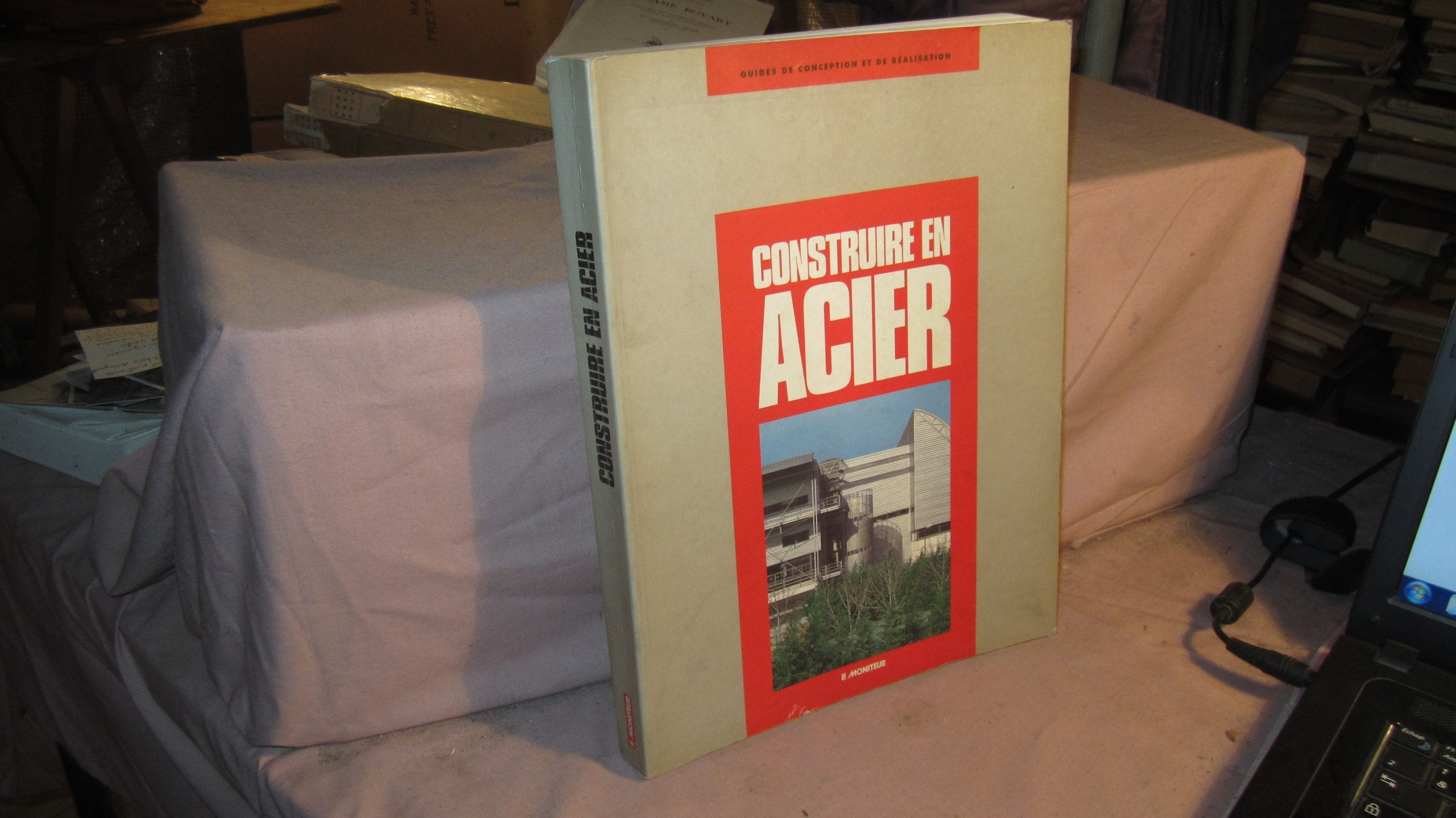 Construire en acier 9782281190762