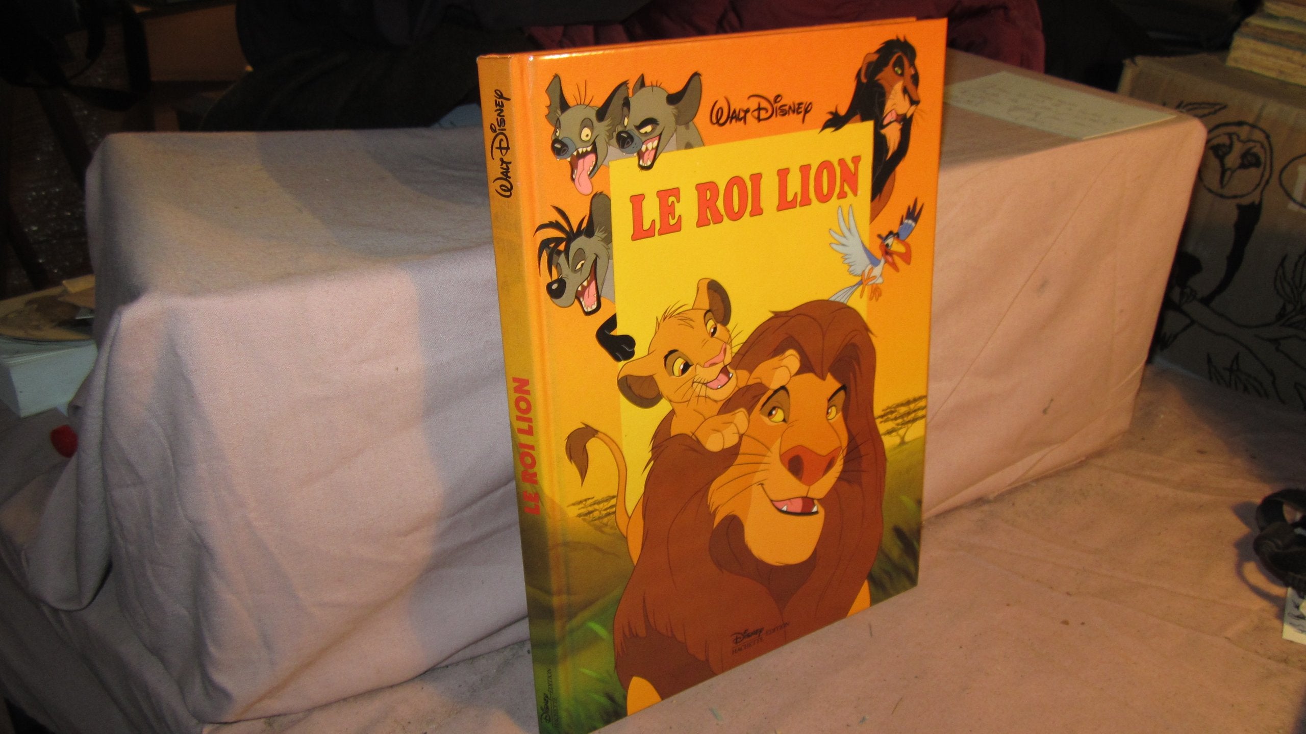 Le Roi lion 9782230004201