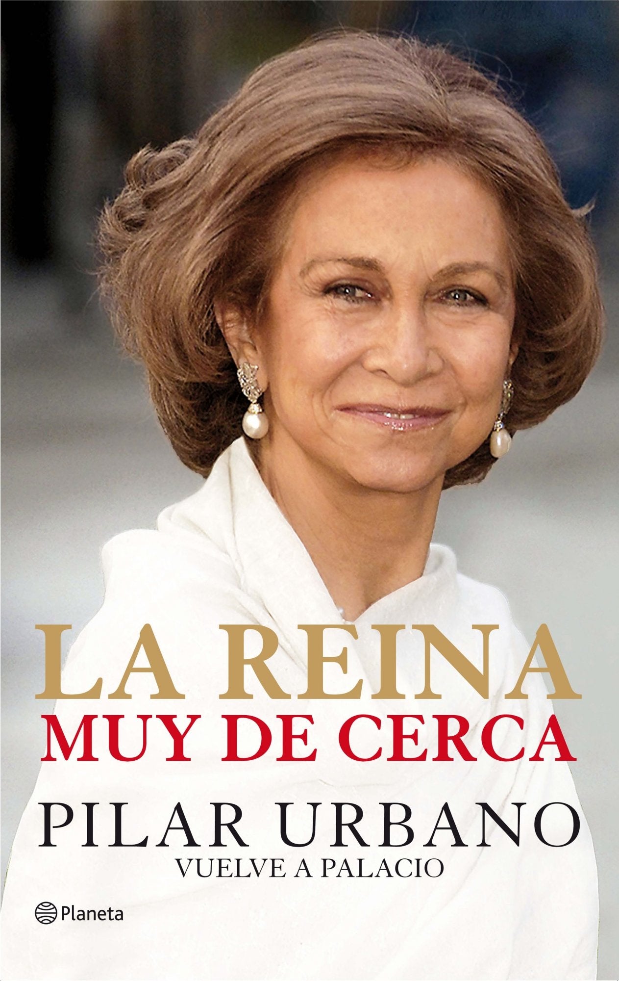 La Reina muy de cerca 9788408085133