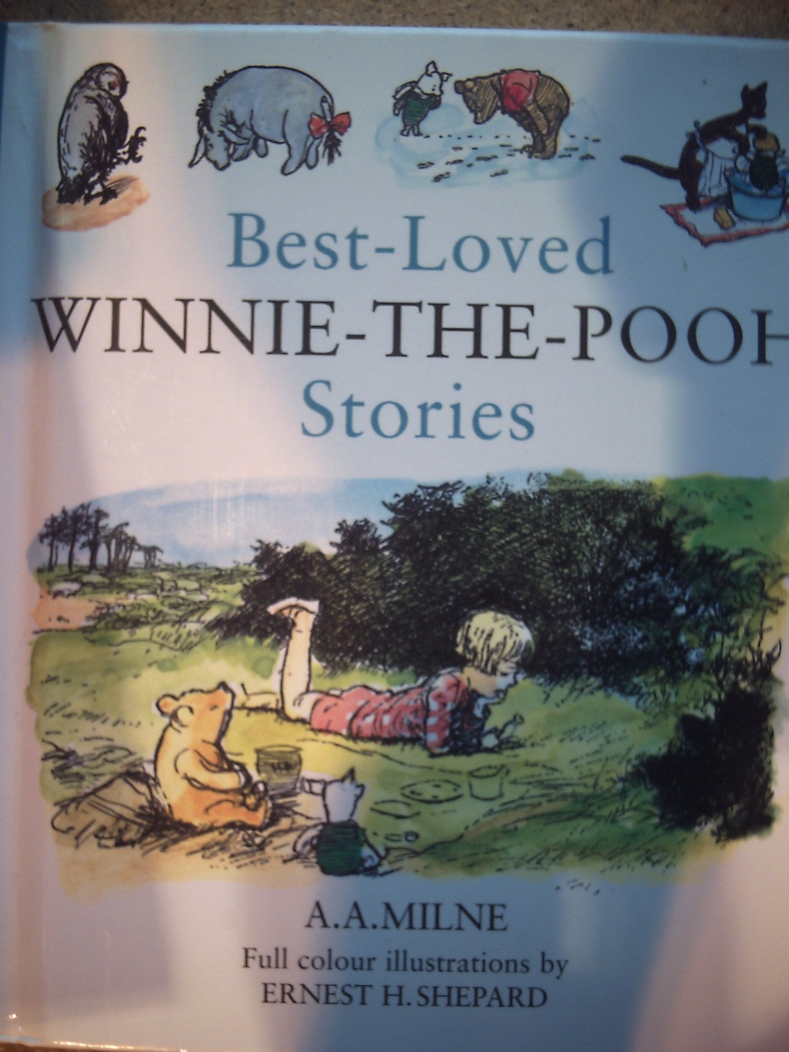 Best Loved Winnie the Pooh Stories 9780603559969