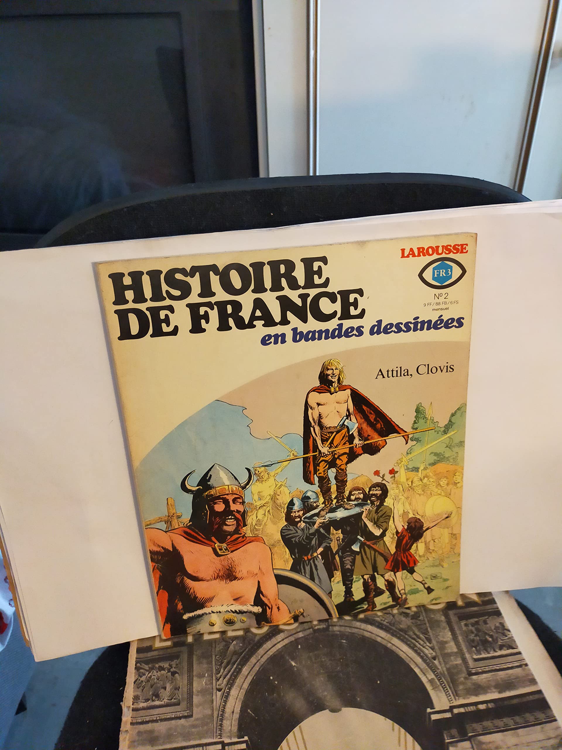 HISTOIRE DE FRANCE en bandes dessinées N°2 Attila, Clovis 1976 LAROUSSE 