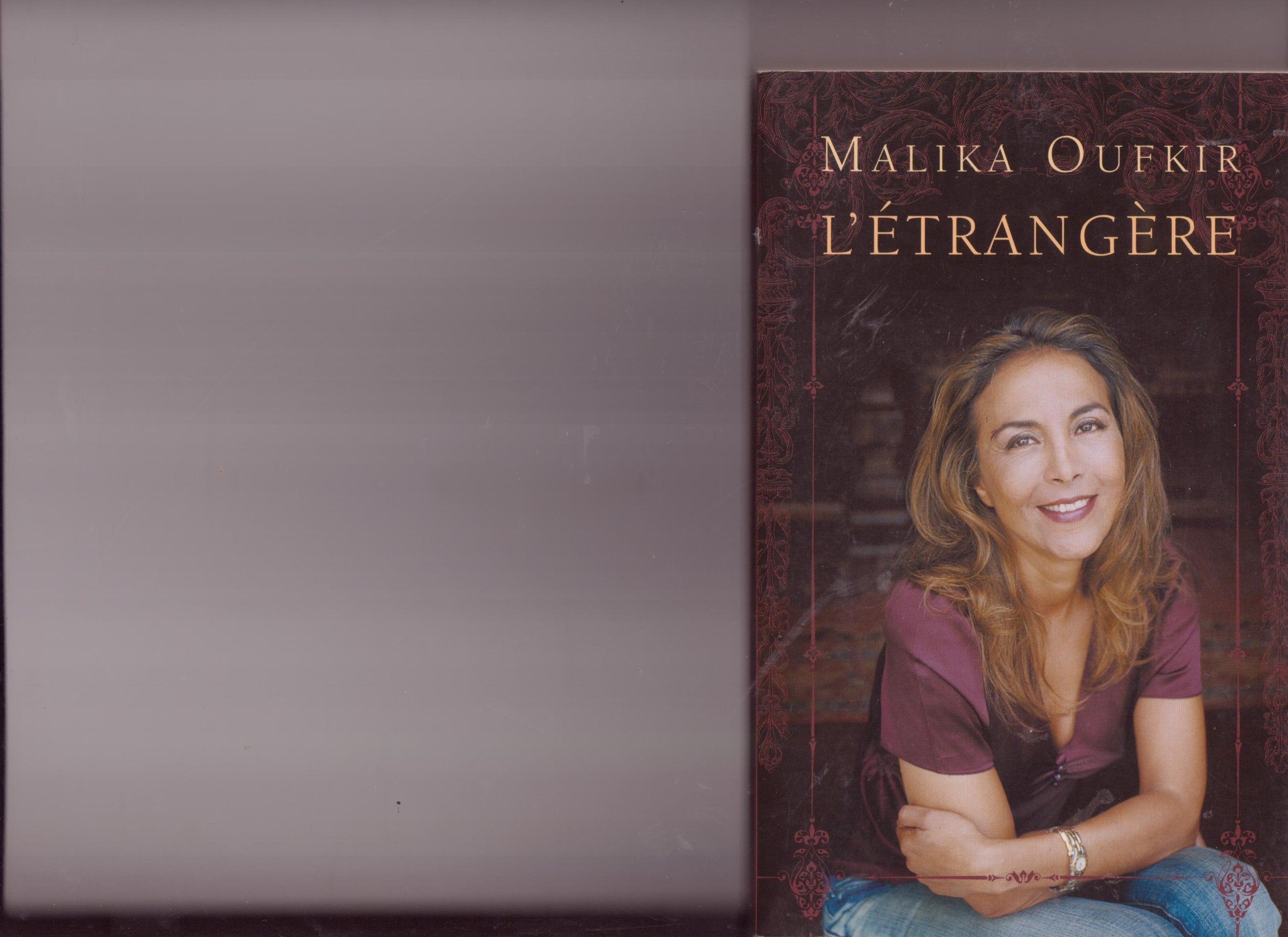 L'étrangère 9782744198762