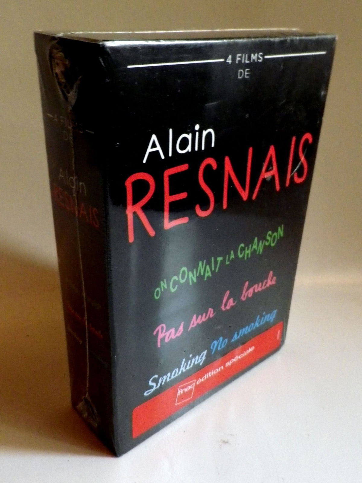 Alain Resnais - Coffret 4 films (0n connaît la chanson - Pas sur la bouche - Smoking / No smoking 3388330047122