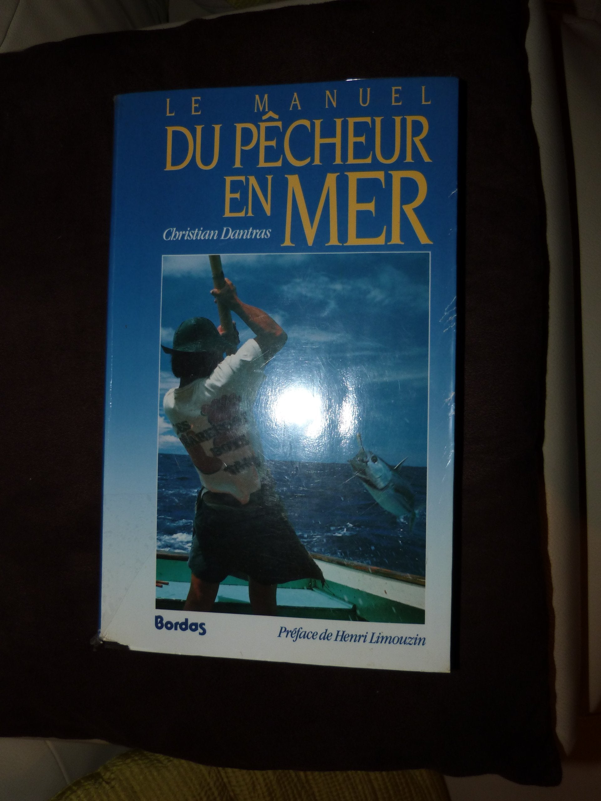Le manuel du pêcheur en mer 9782040185060