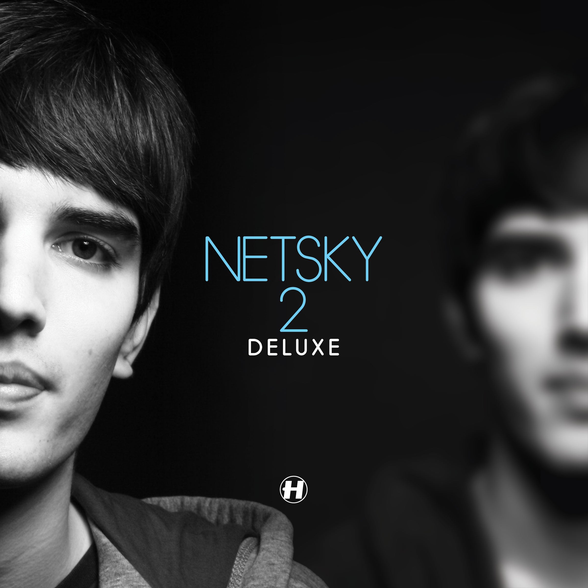 2 Deluxe 5060208843972