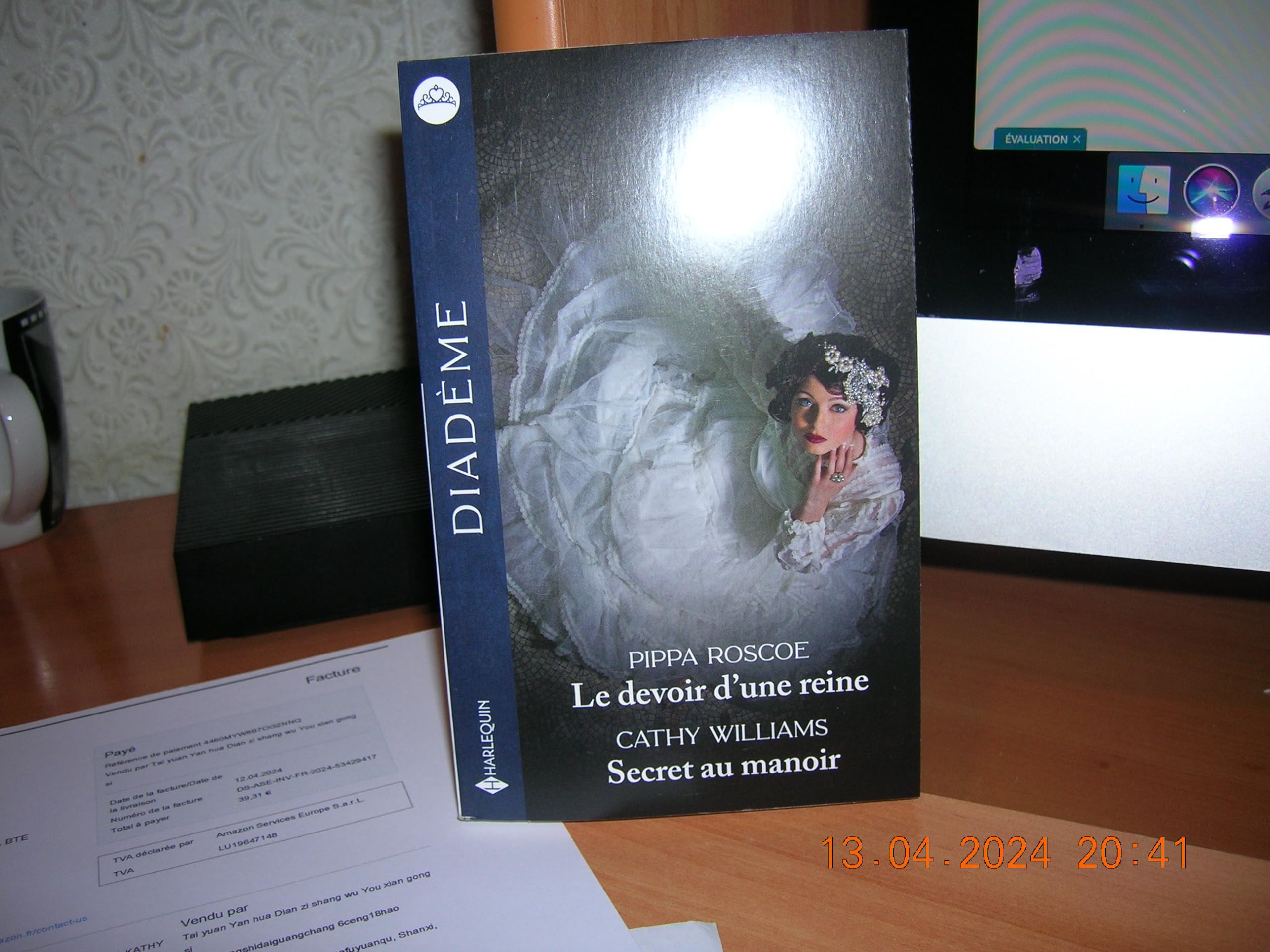 Le devoir d'une reine - Secret au manoir 9782280505352