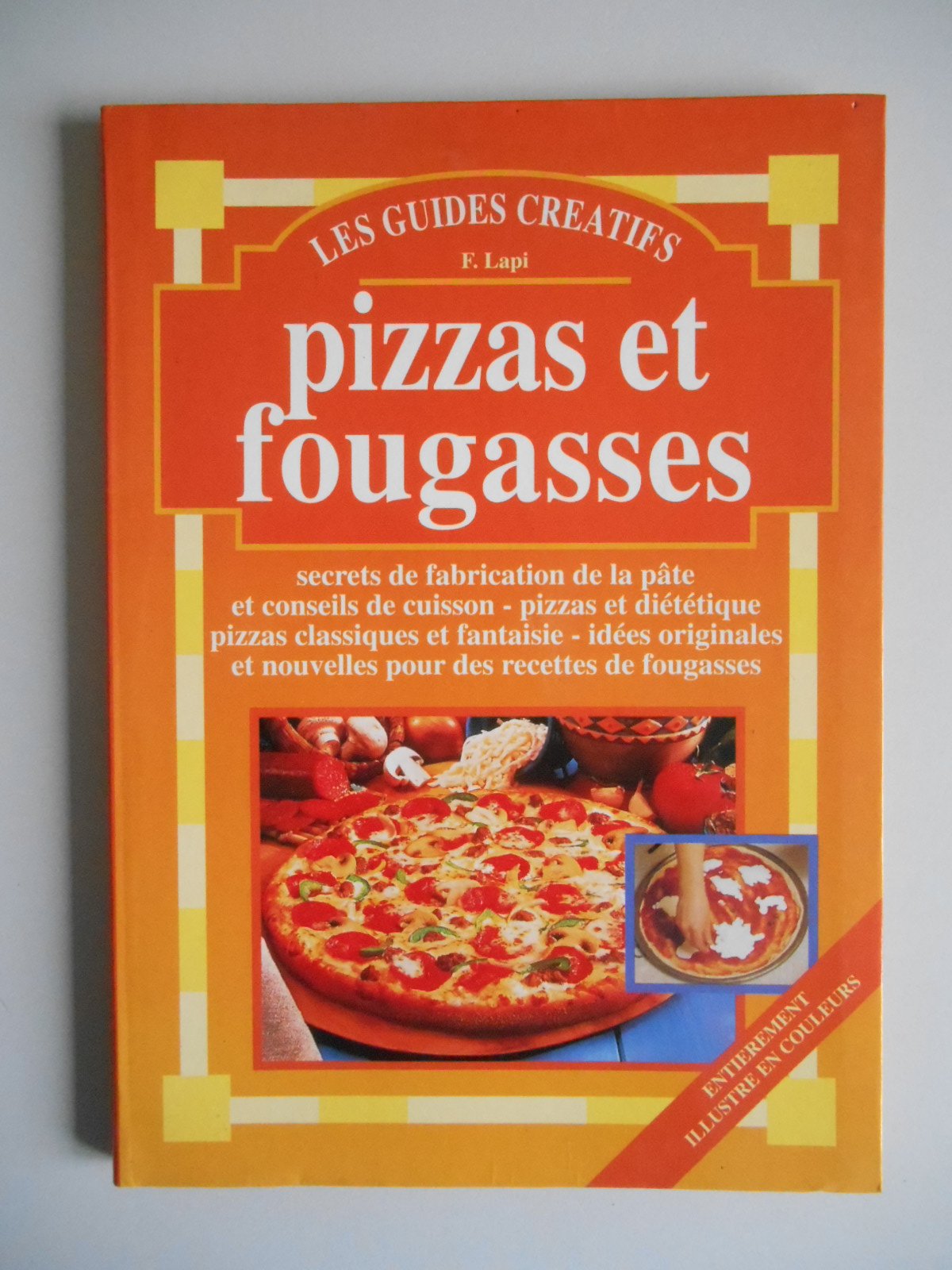 Pizzas et fougasses 9782732870373