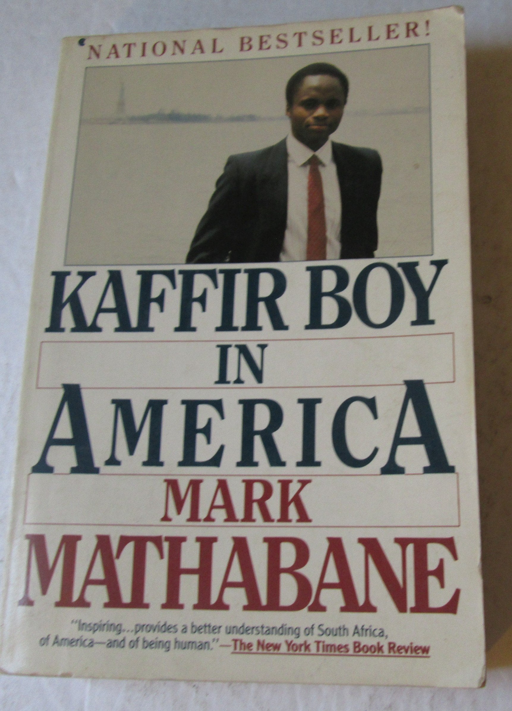 Kaffir Boy in America: An Encounter With Apartheid 9780020345305