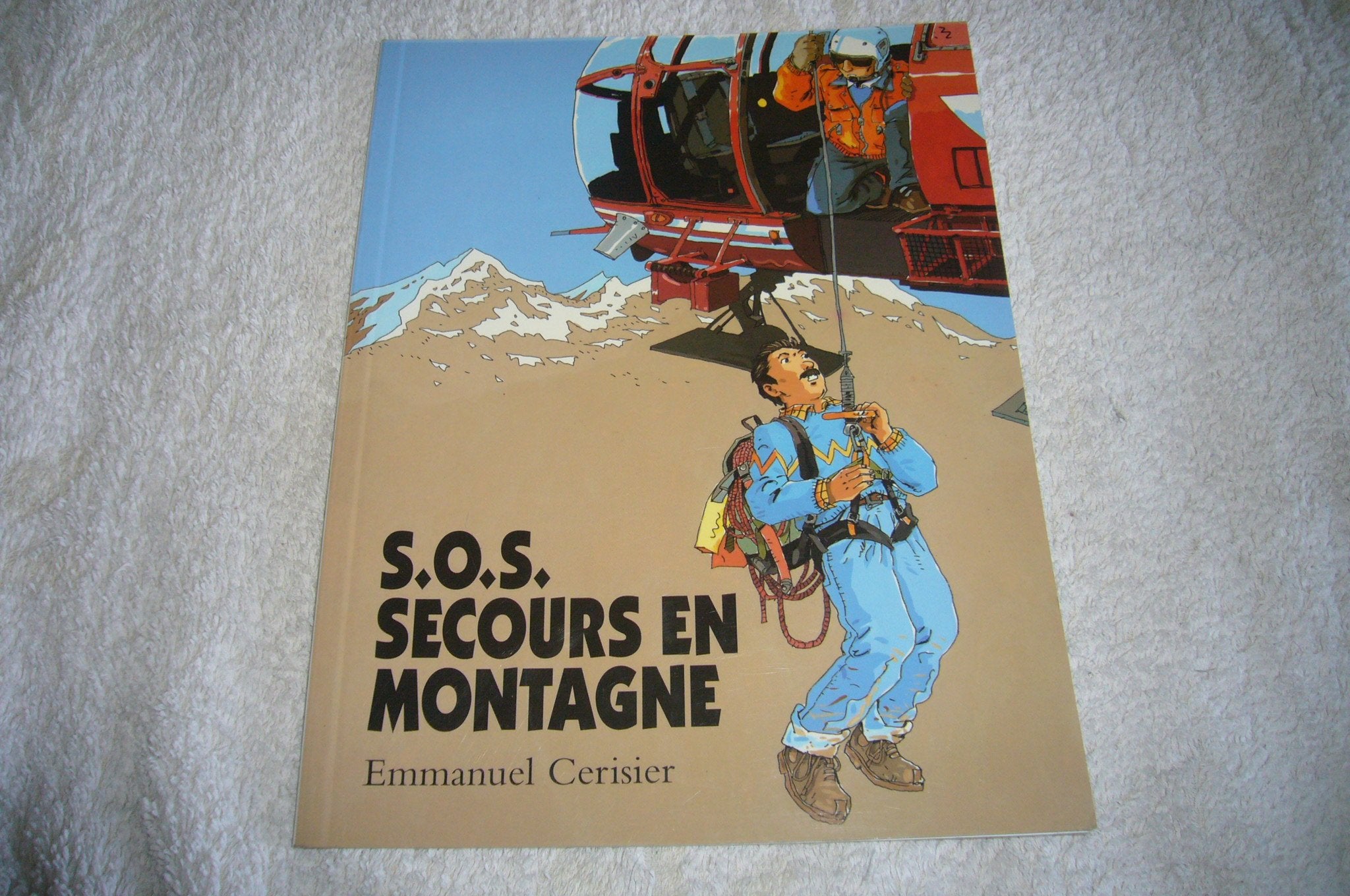 S.O.S. Secours en montagne 9782211055369