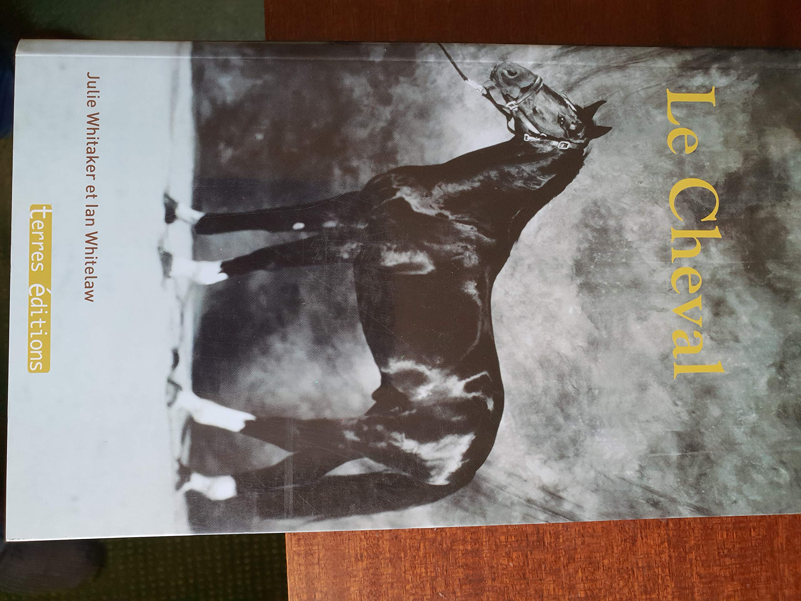 Le cheval 9782355300264