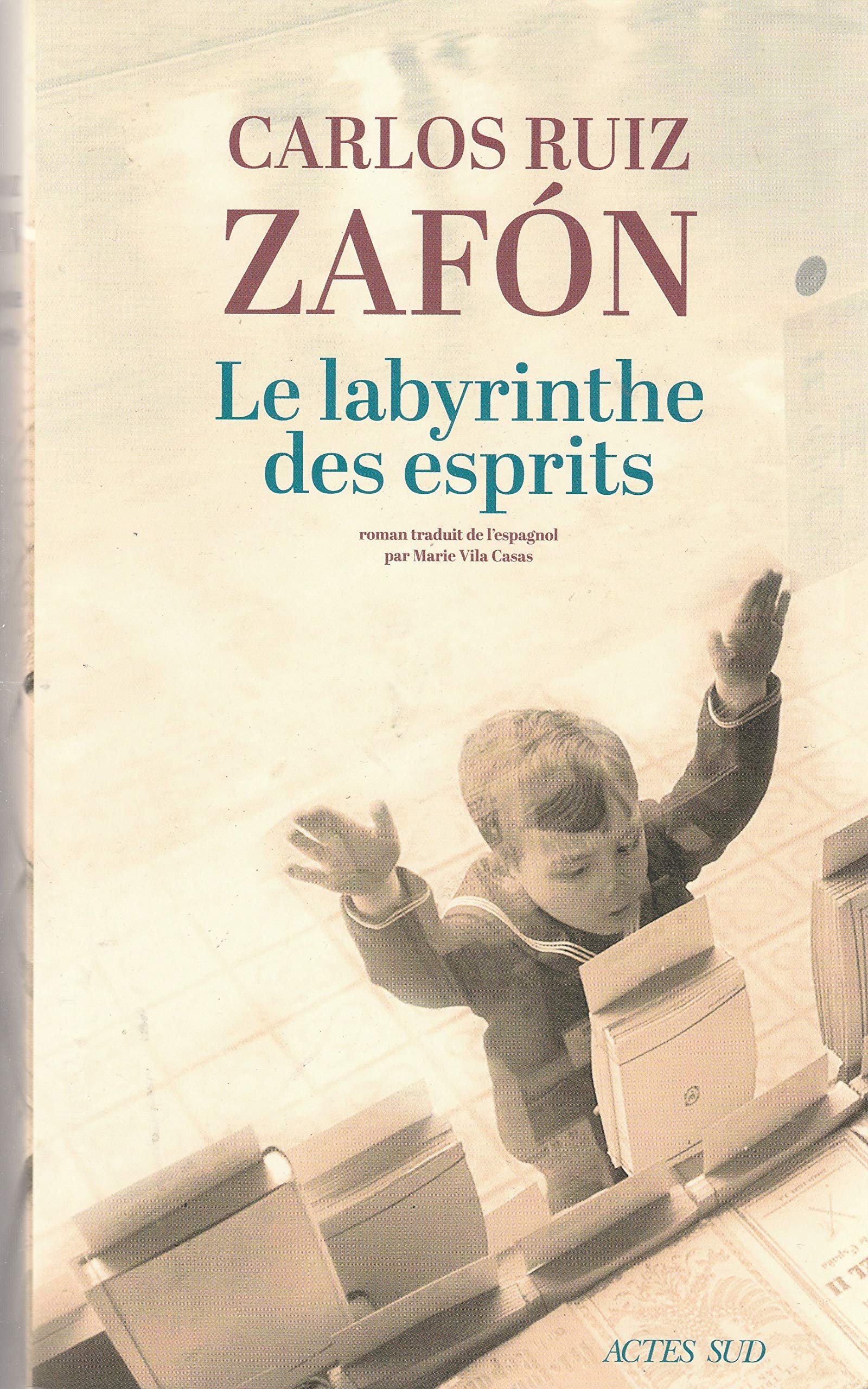 Le Labyrinthe des esprits 9782330103347