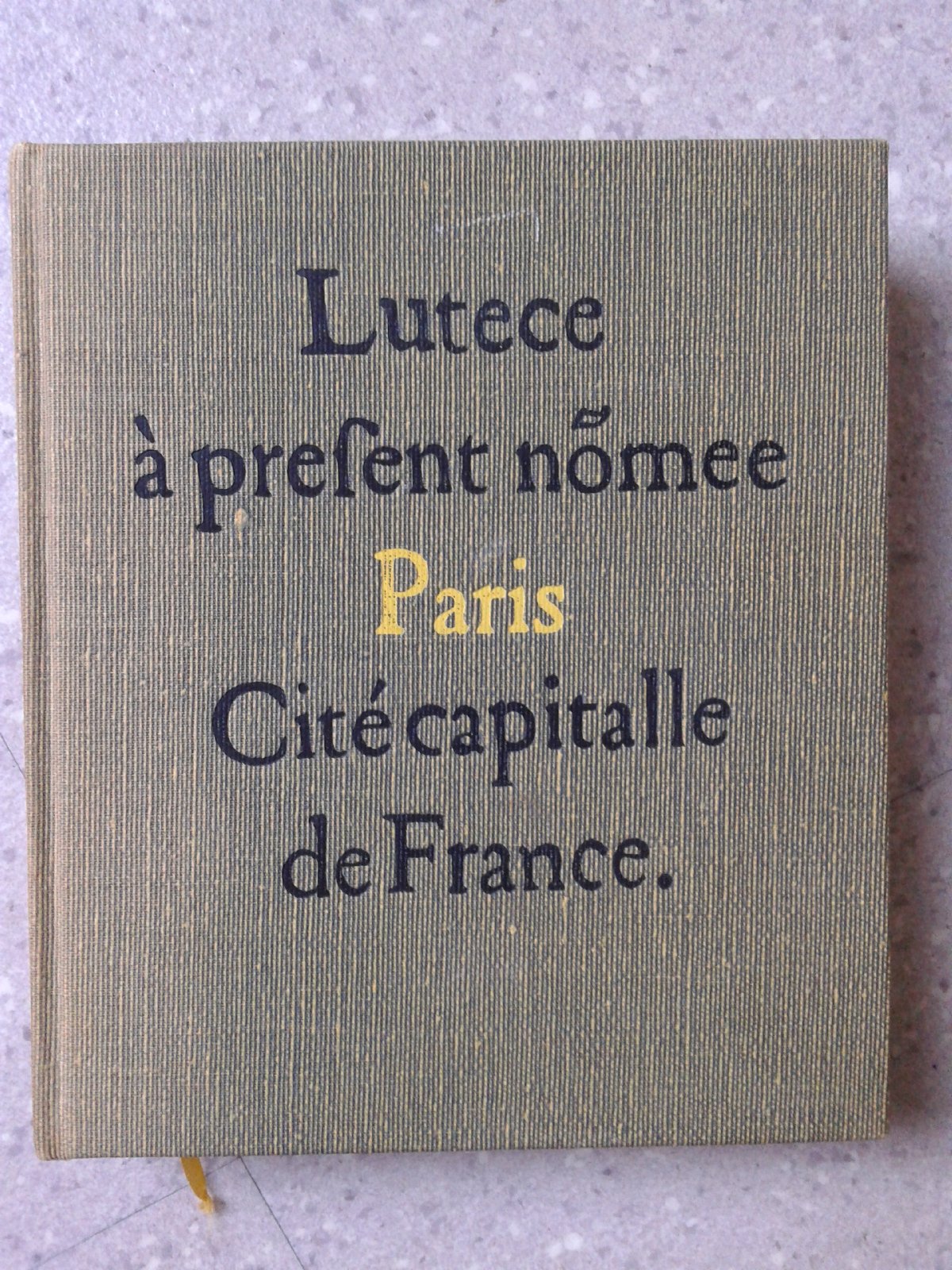 Connaissance du vieux Paris. 