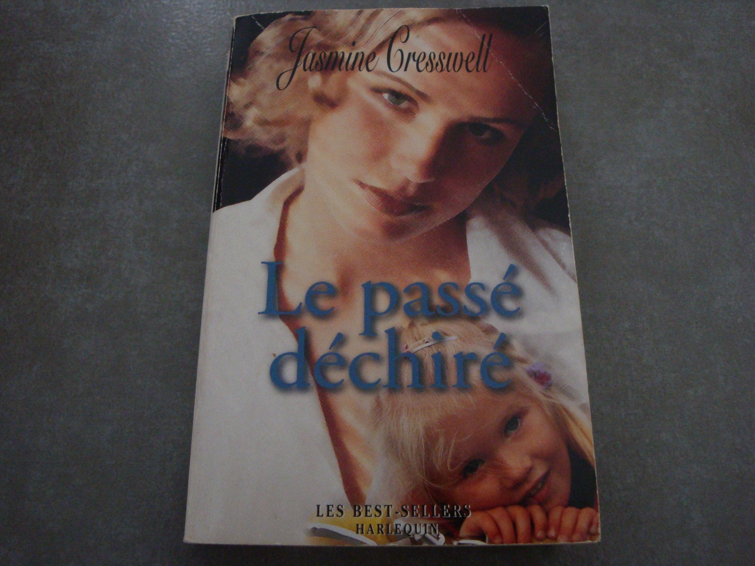 LE PASSE DECHIRE 9782280165990