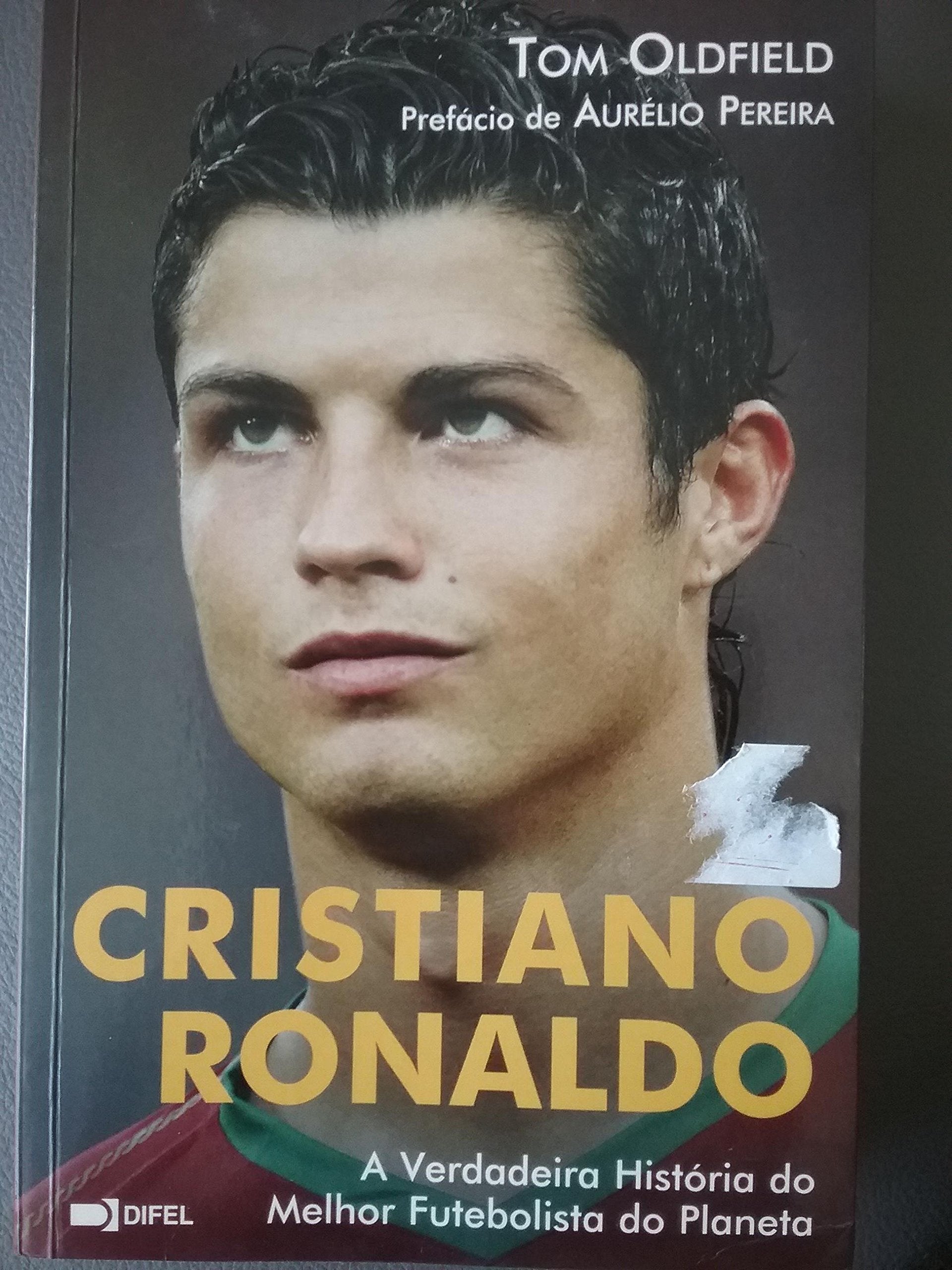 Cristiano Ronaldo a verdadeira história do melhor futebolista du mundo 9789722908993