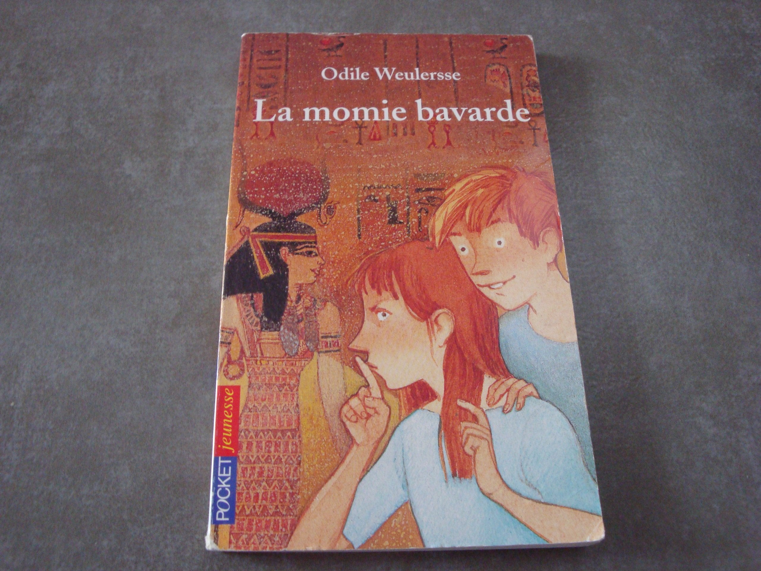 MOMIE BAVARDE 9782266086165