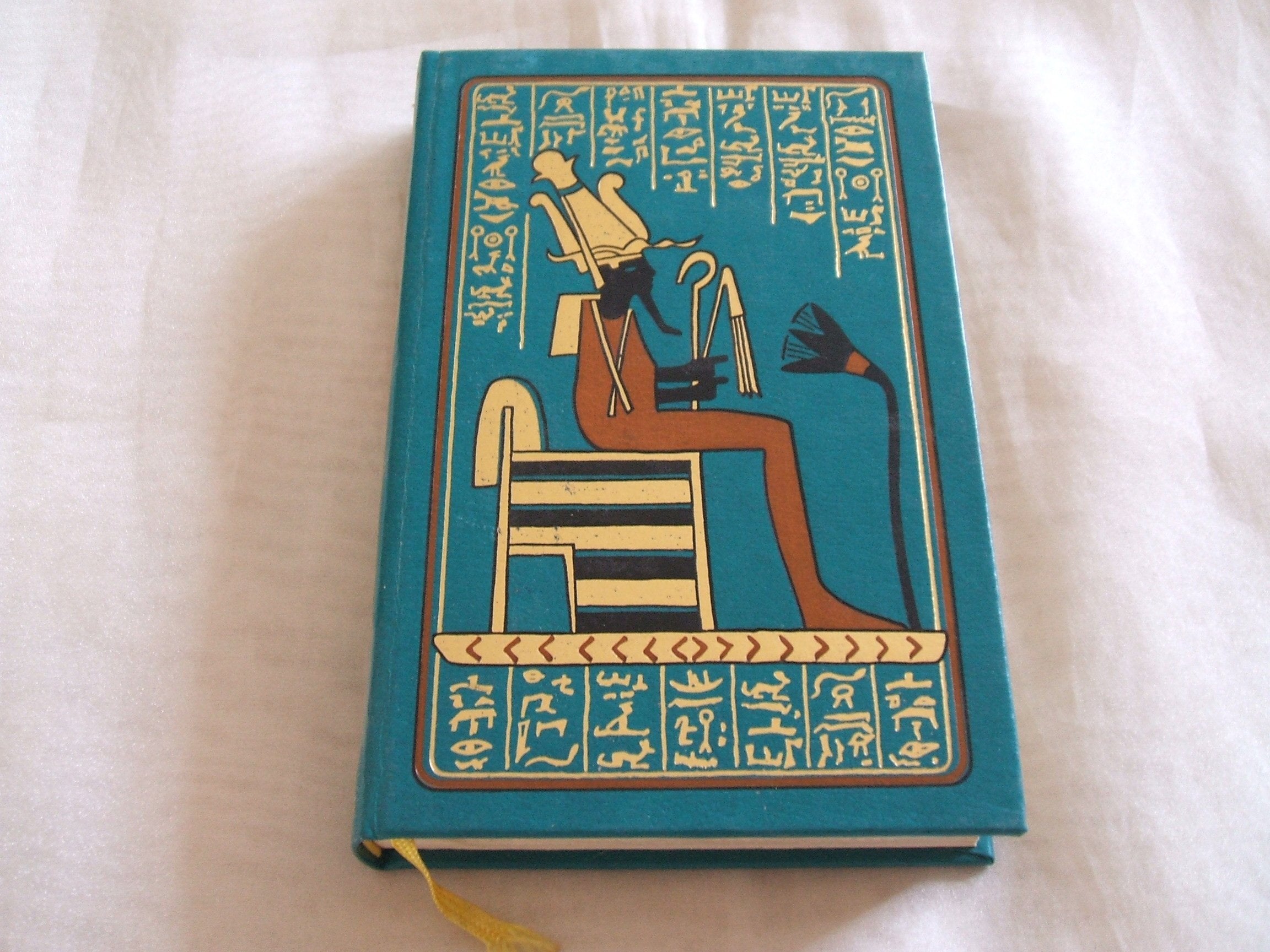 PIERRE MONTET MEMBRE DE L'INSTITUT//ISIS OU A LA RECHERCHE DE L'EGYPTE ENSEVELIE//EDITIONS FAMOT//1977 