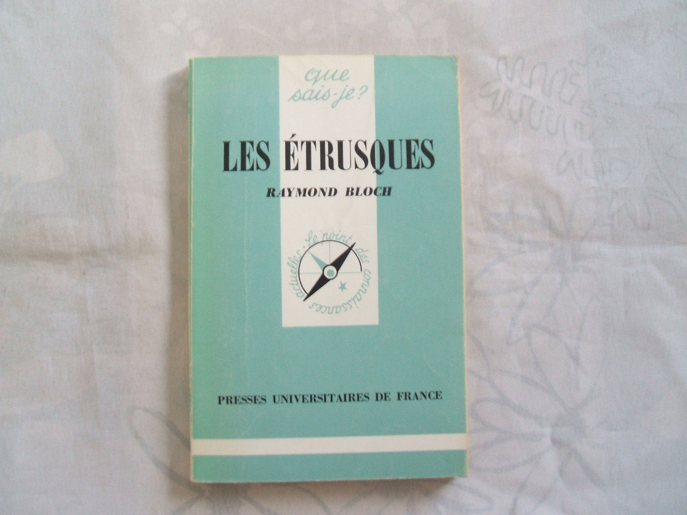 Les Étrusques 9782130455837