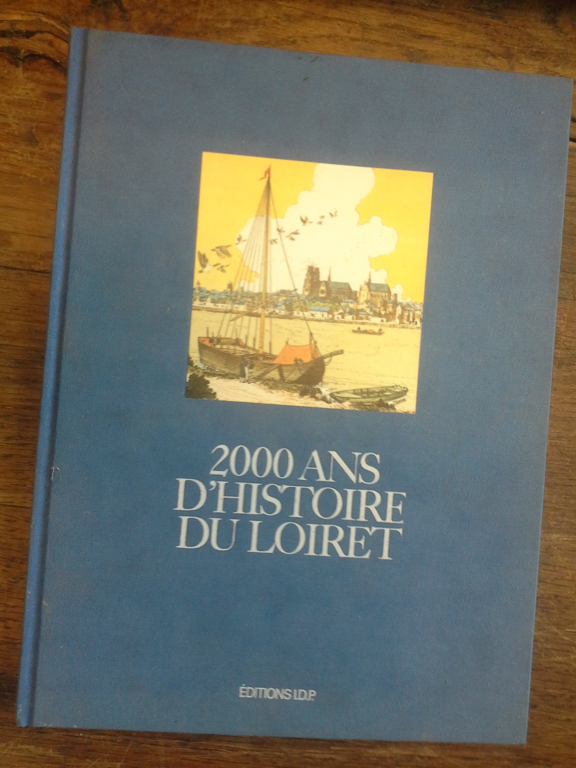 2000 ans d'histoire du Loiret Bandes dessinées André Juillard / Imagis 