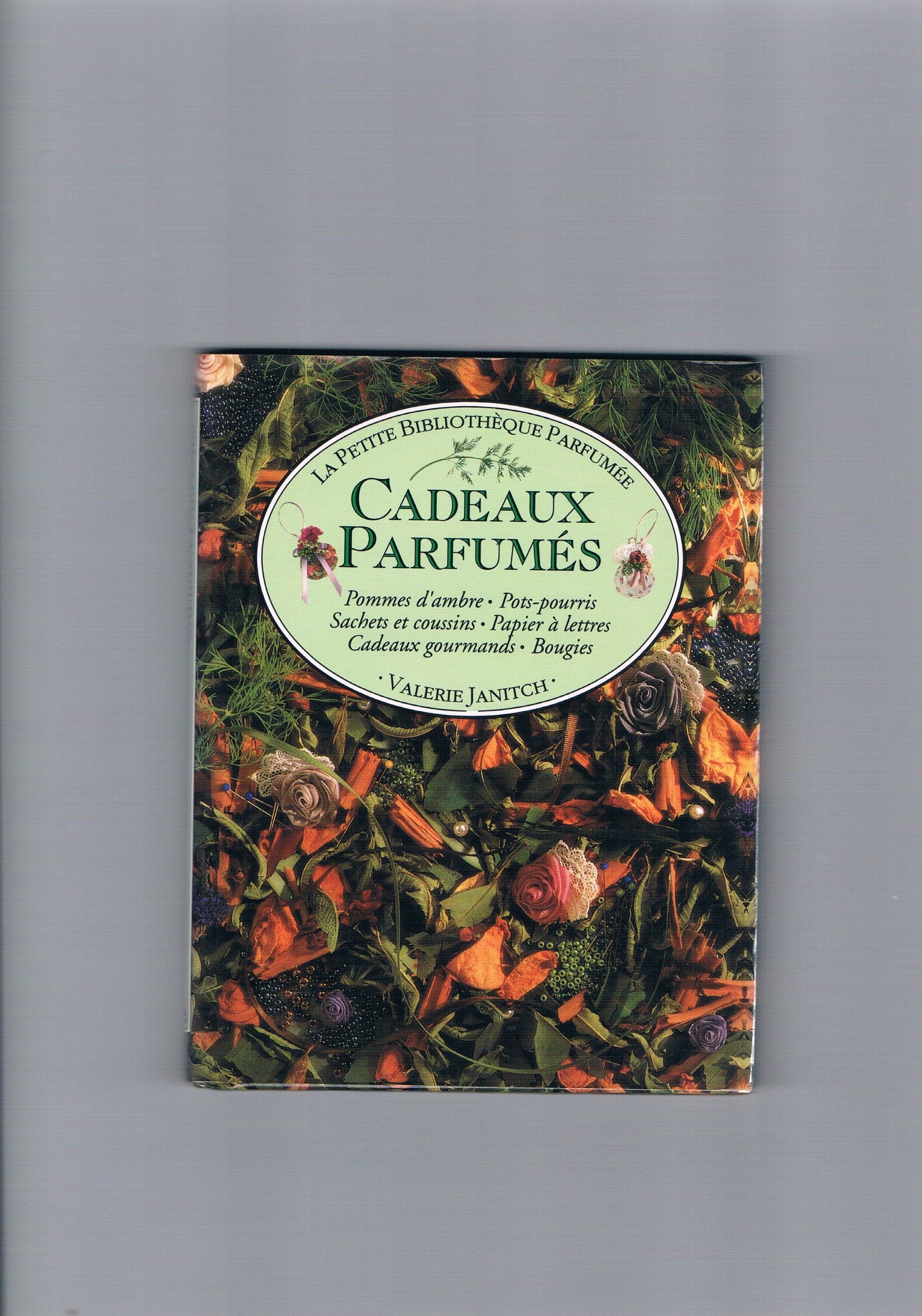 Cadeaux parfumés 9782263019784