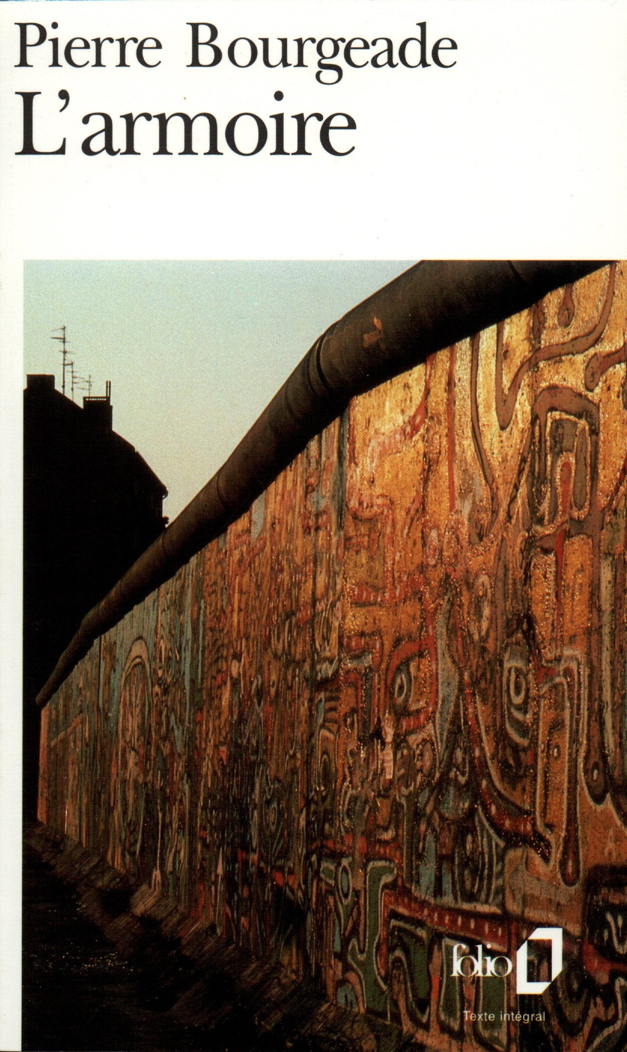 L'armoire 9782070385874