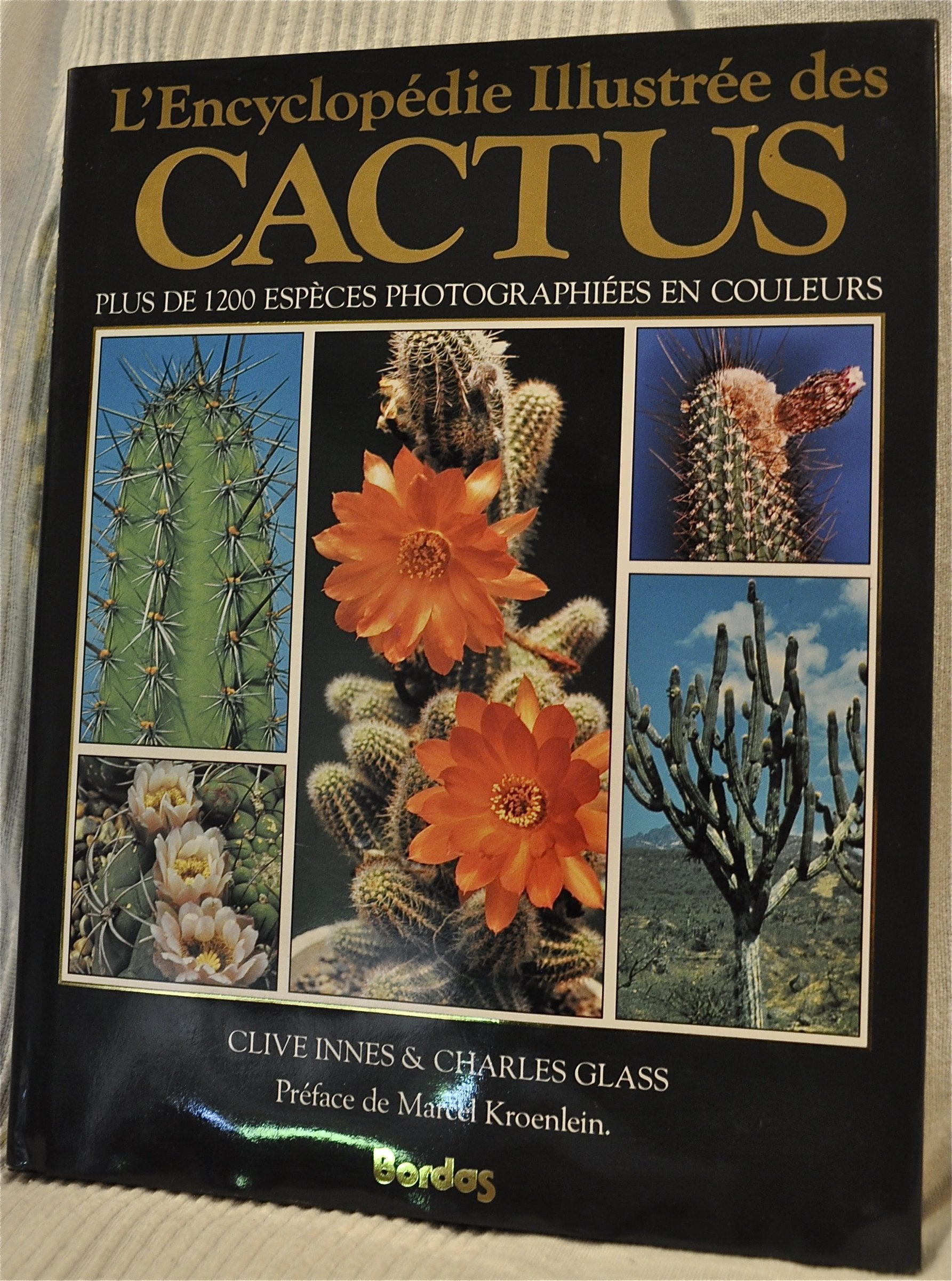 L'encyclopédie illustrée des cactus 9782040185671