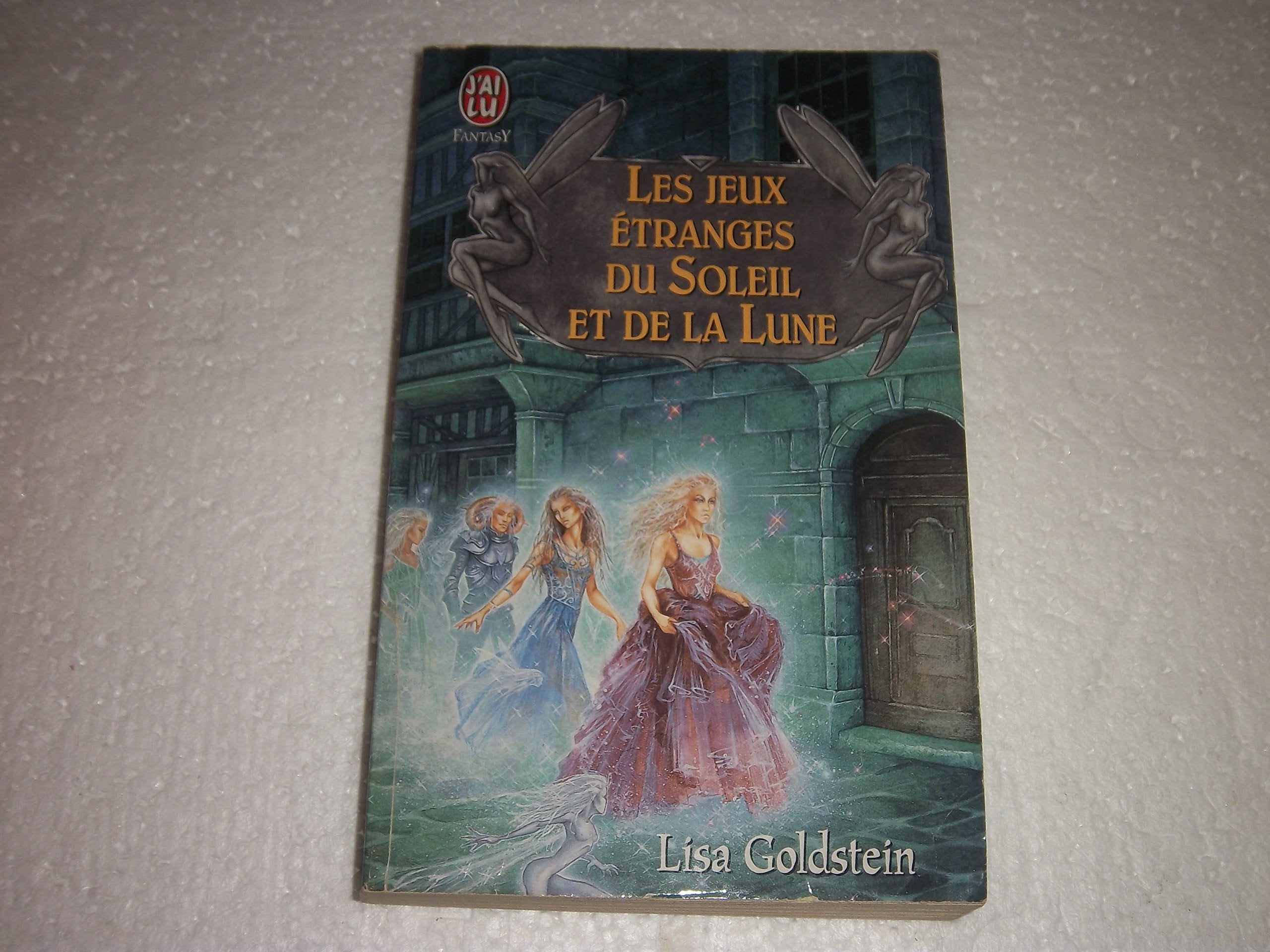 Les jeux étranges du soleil et de la lune 9782290049372