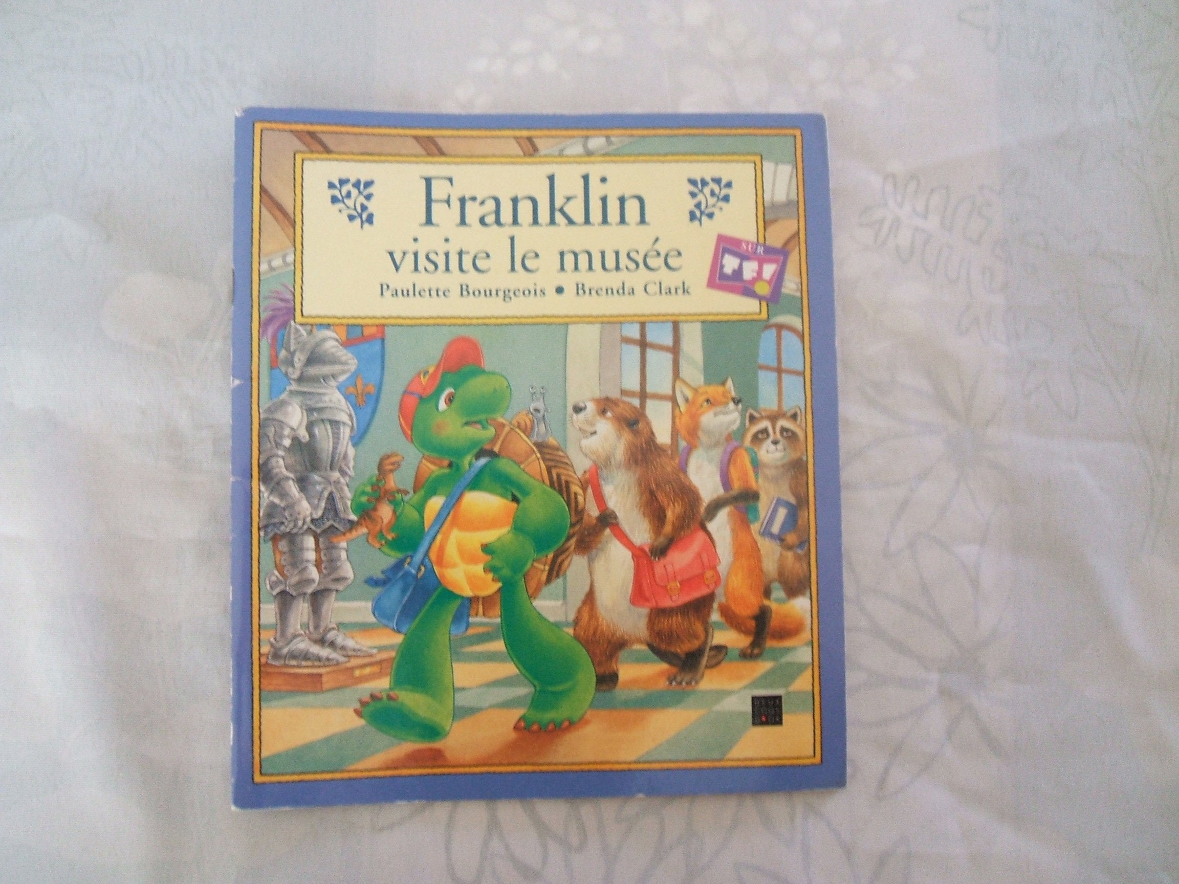 Franklin visite le musée 9782013923873