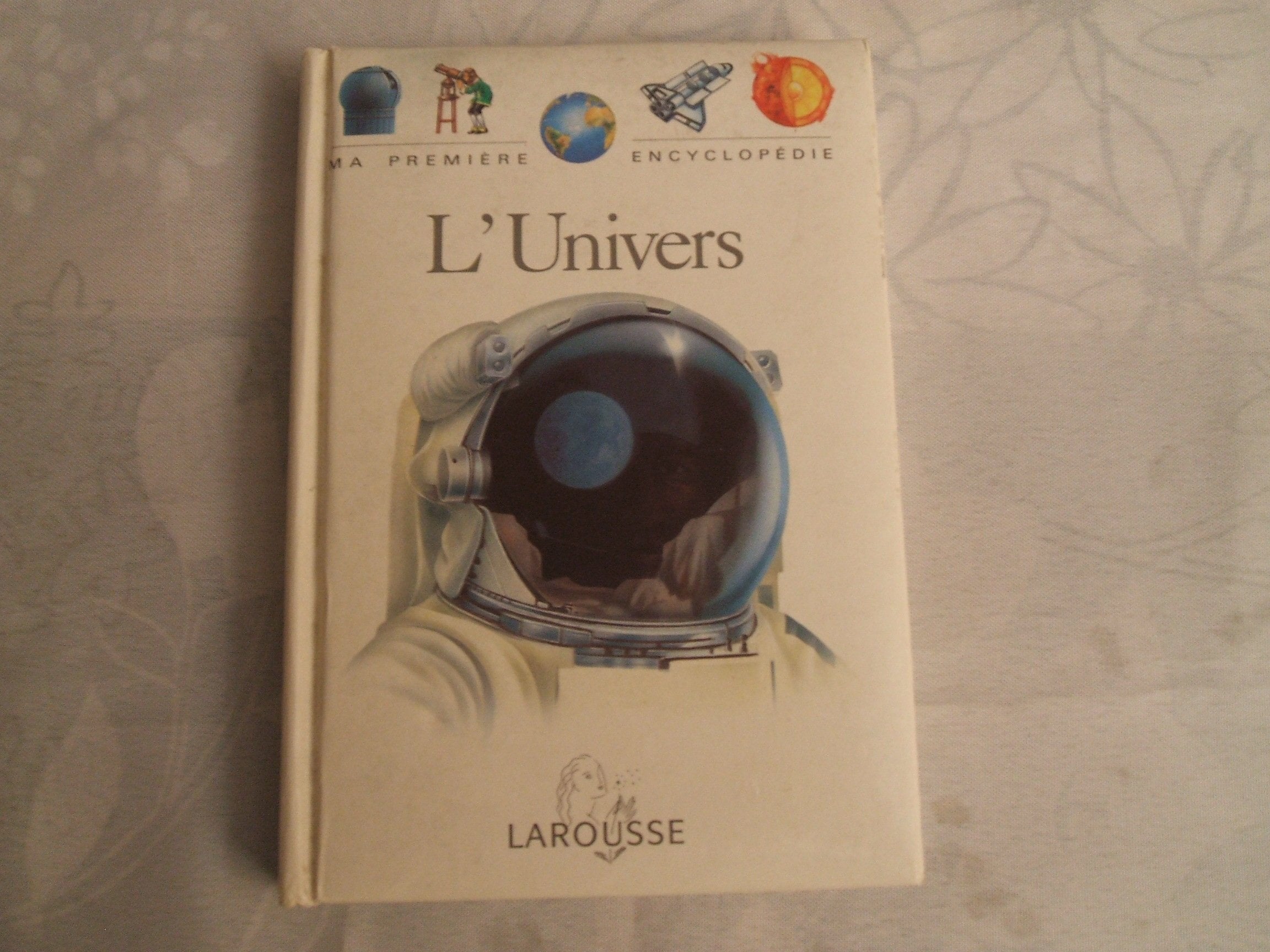 L'univers 9782036518056