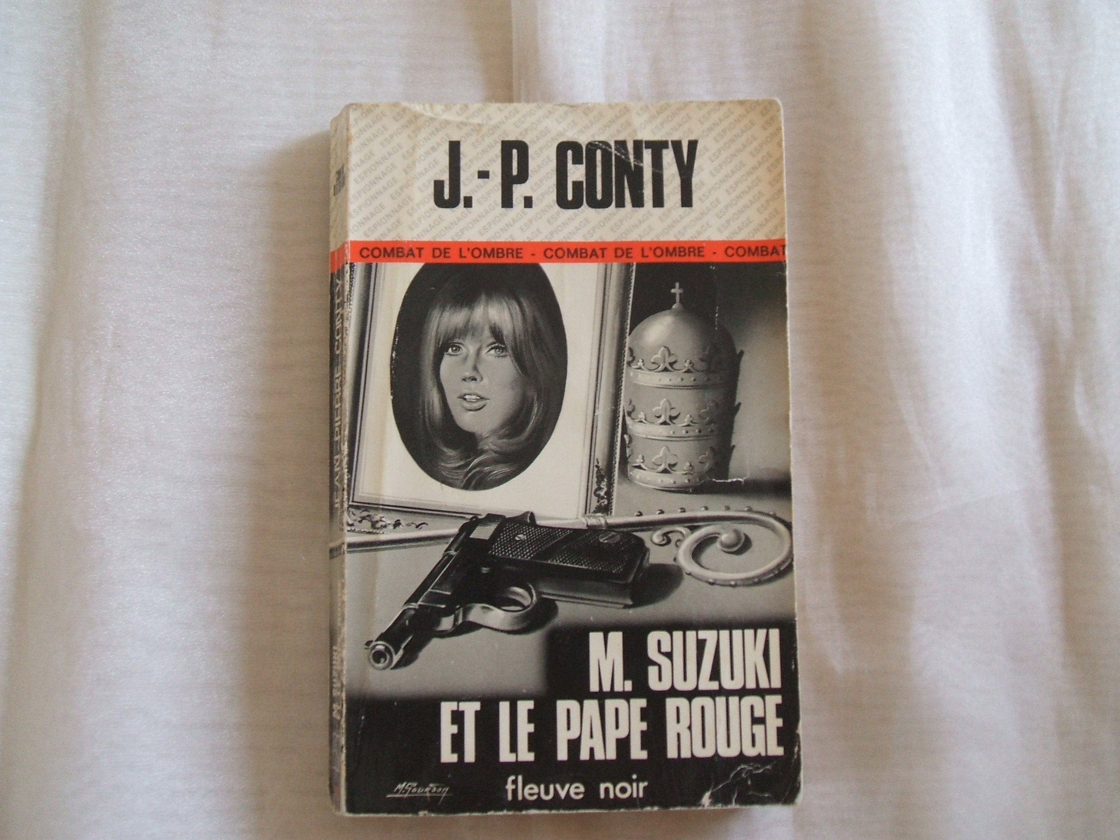 M. Suzuki et le pape rouge 9782265004962