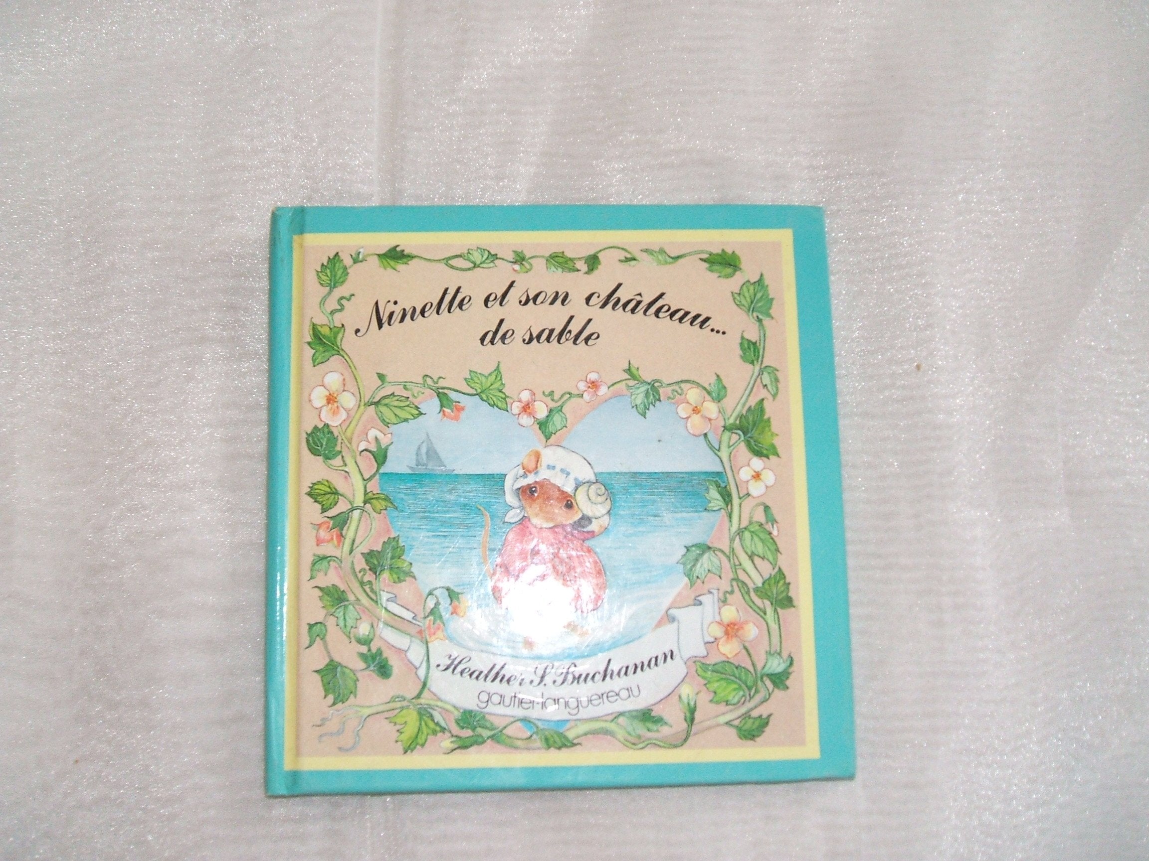 ninette et son château de sable.... 9782217460082