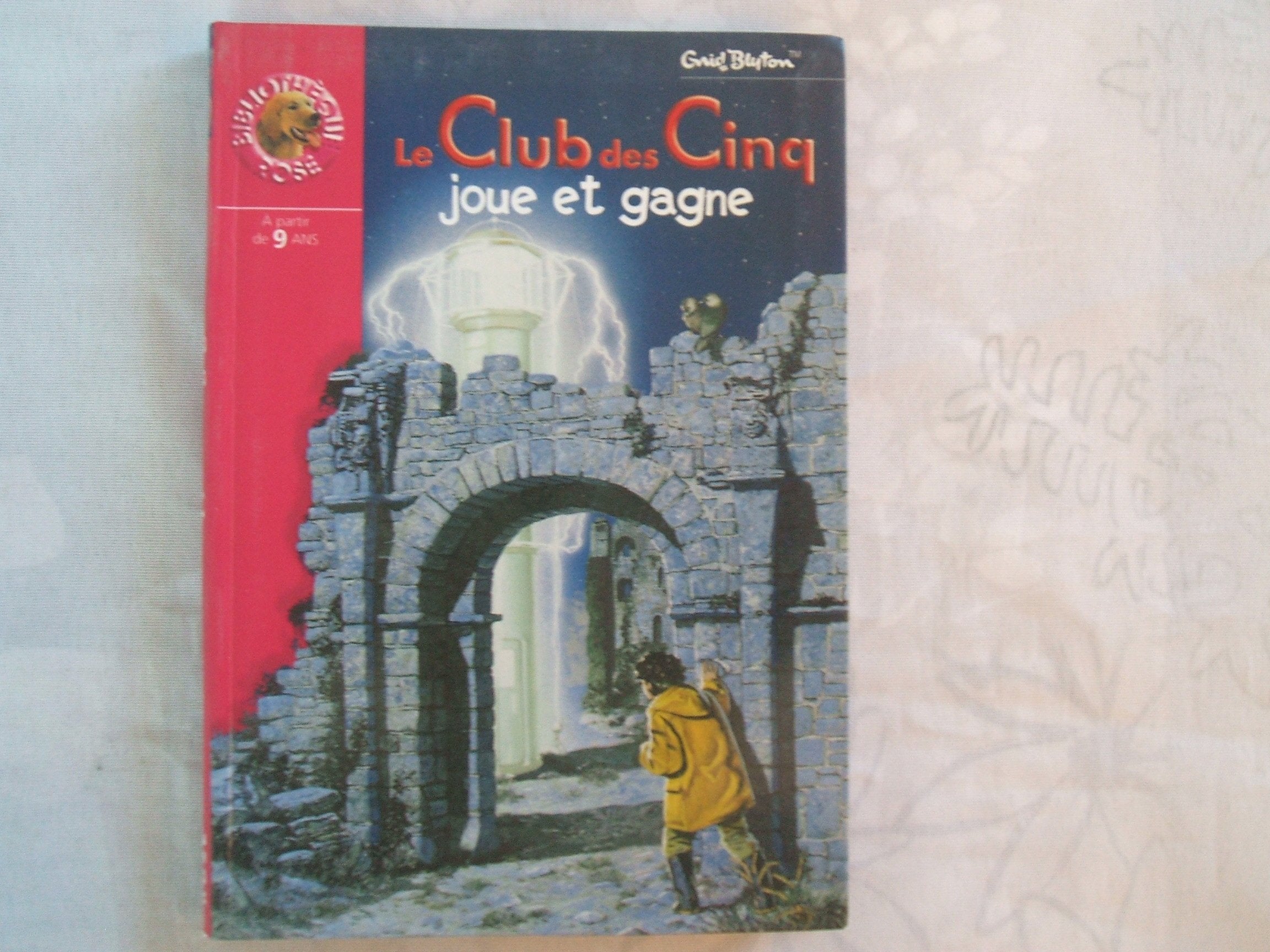 Le Club des Cinq joue et gagne 9782012001749