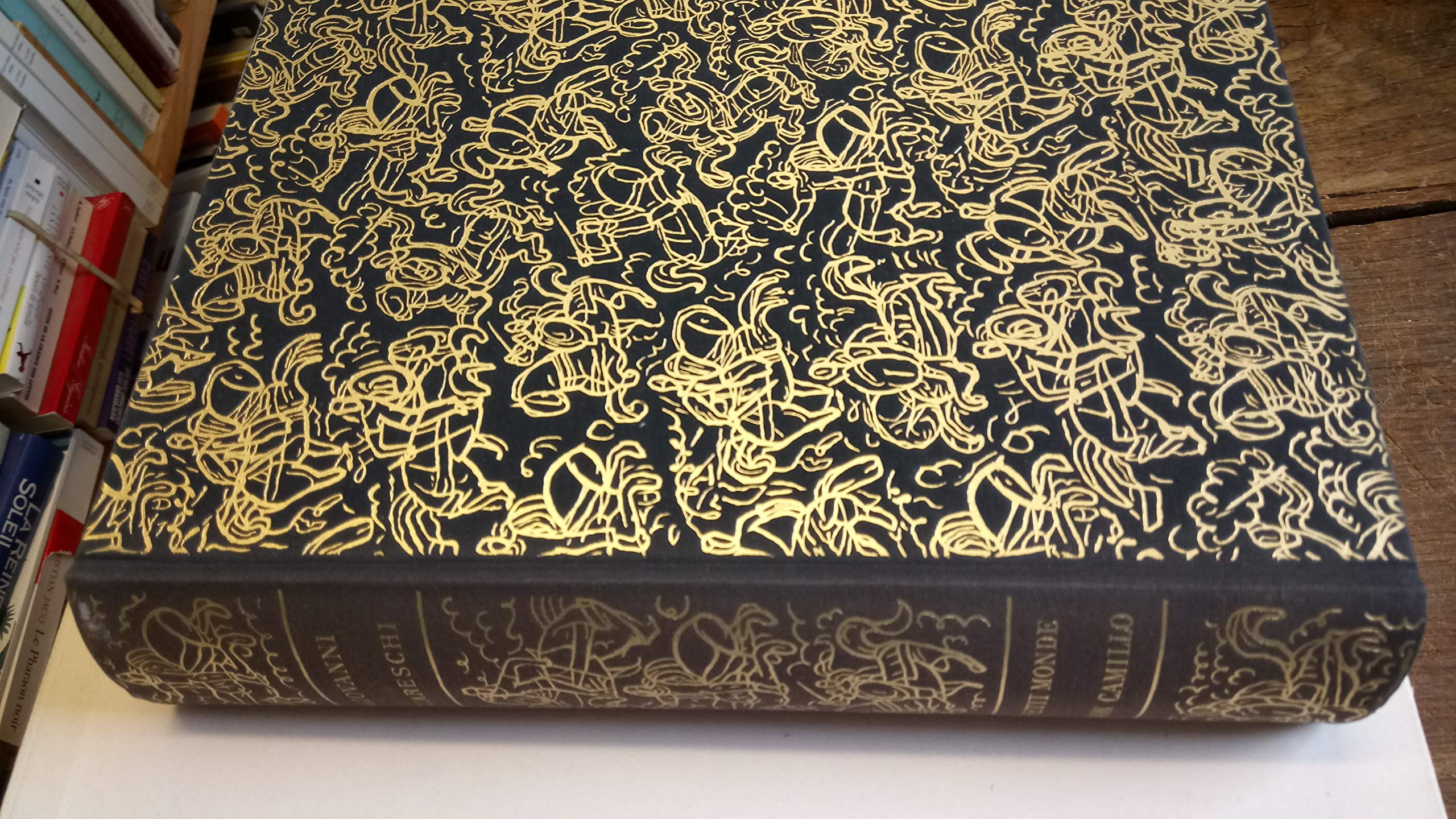 Giovanni Guareschi. Le Petit monde de Don Camillo : Traduit de l'italien par Gennie Luccioni. Édition complète. Illustrations de Gus Bofa 