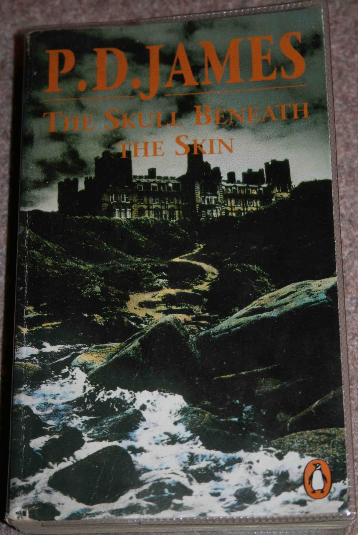 The Skull Beneath the Skin 9780140129601
